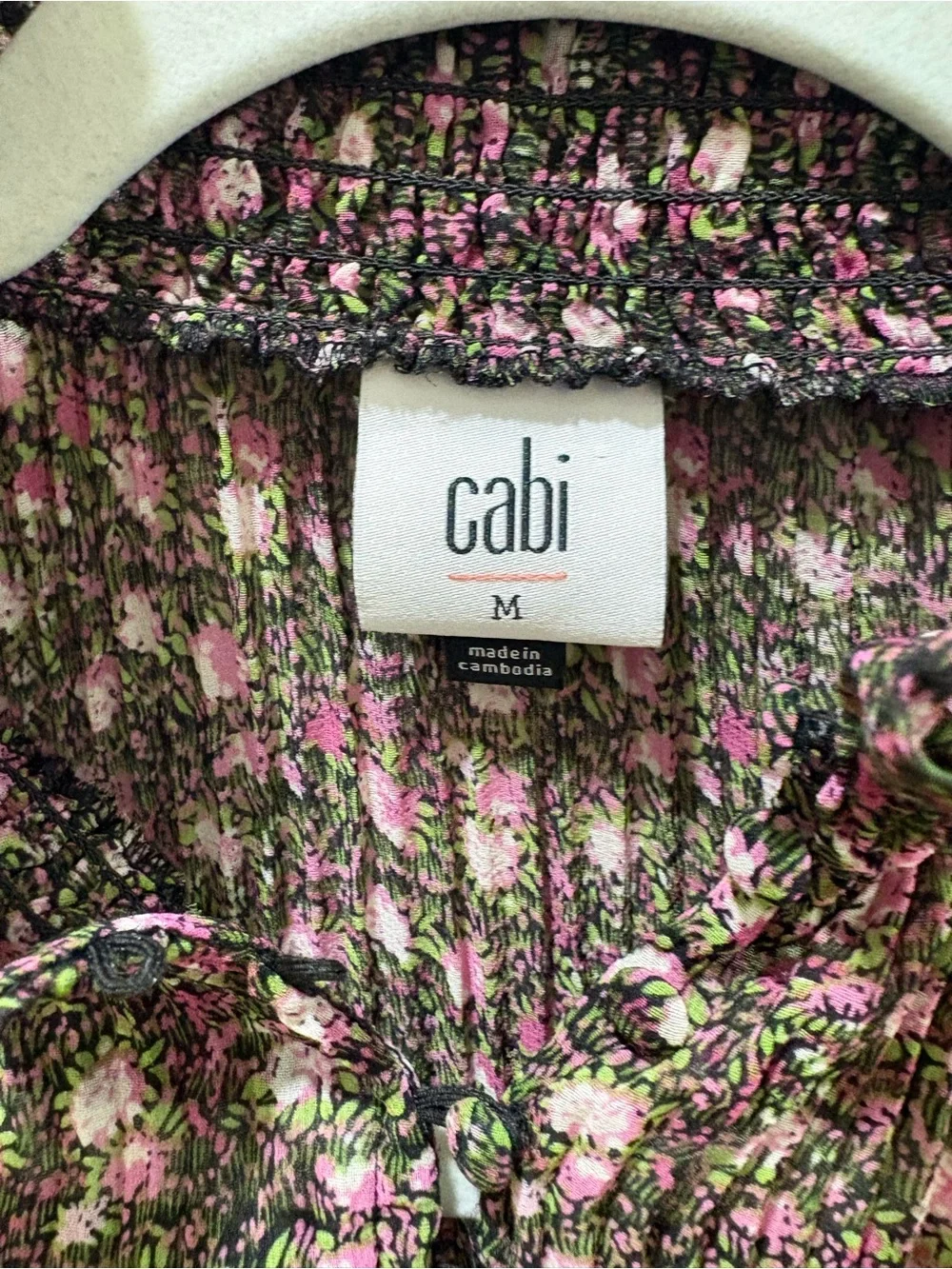 CABI | Smocked Ruffle Neck Floral Long-Sleeve Top - Picture 6 of 6